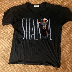 Daydreamer Shania oversized tee